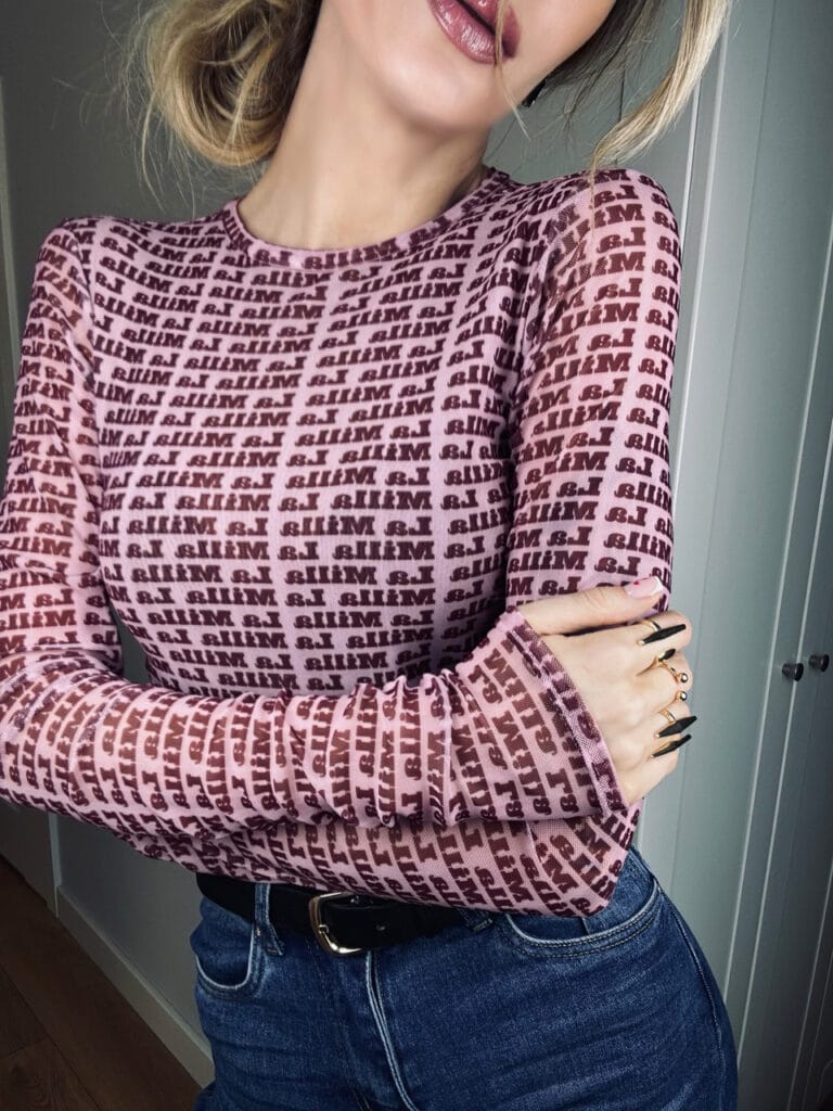 7045A928-AB3C-4336-8CA0-F8235E228161