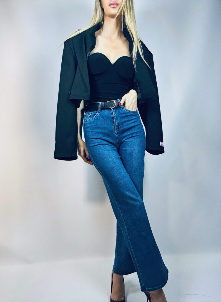 60135941-B881-4584-9A4D-6097CF5DB552