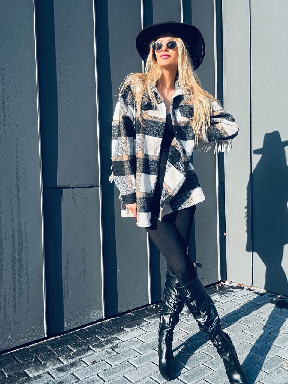 6EEC1644-DCC1-48CC-BED2-9B1E3F74906B