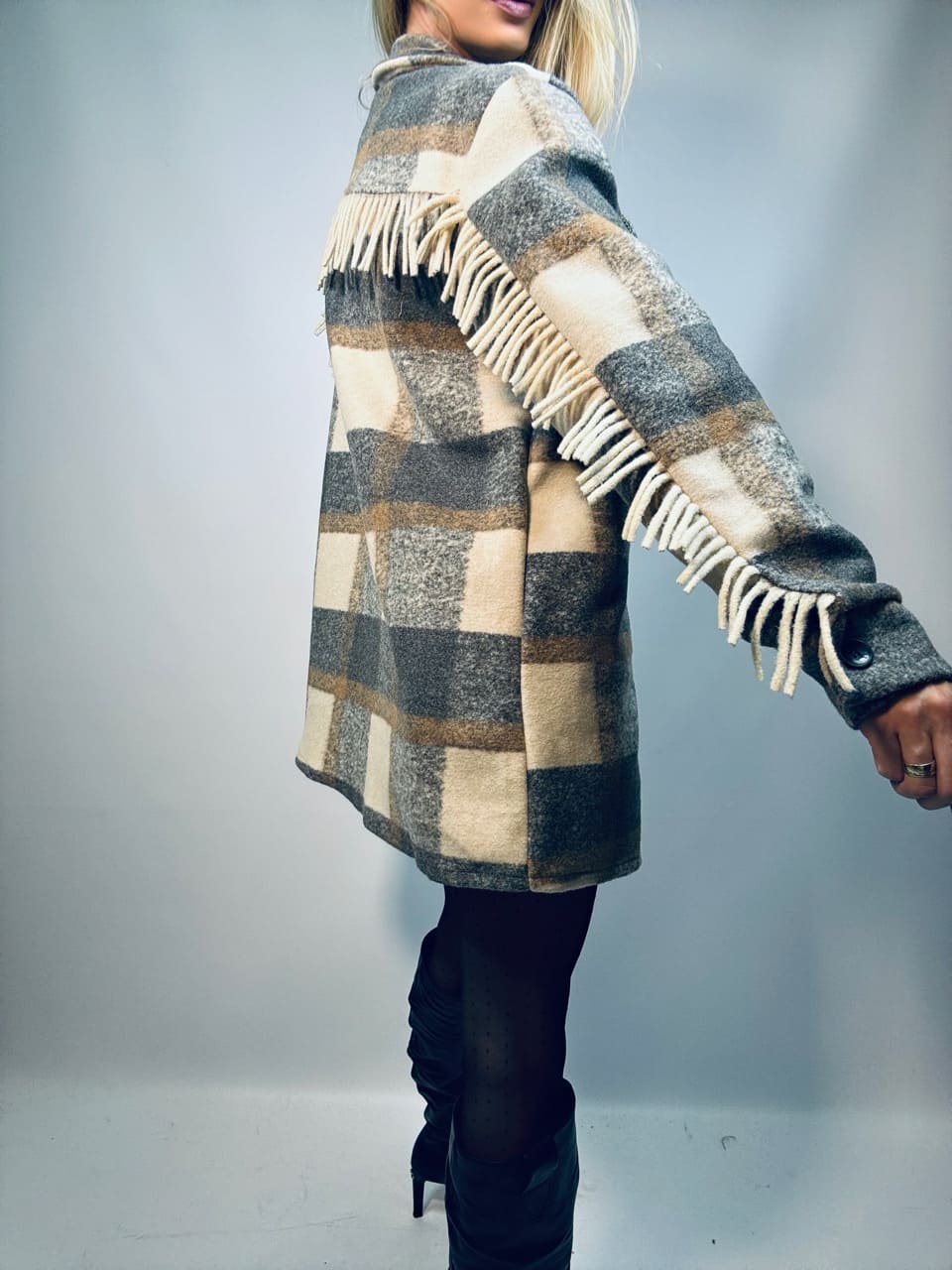 FEB7EAB3-A5D6-4A98-9338-7A47BE800487