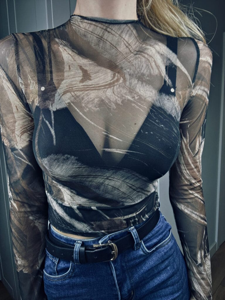 0F355D24-12FC-40EC-83B0-85703816668E