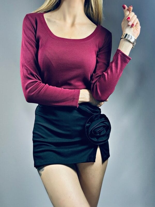 BLUZKA PRĄŻKOWANA BORDO