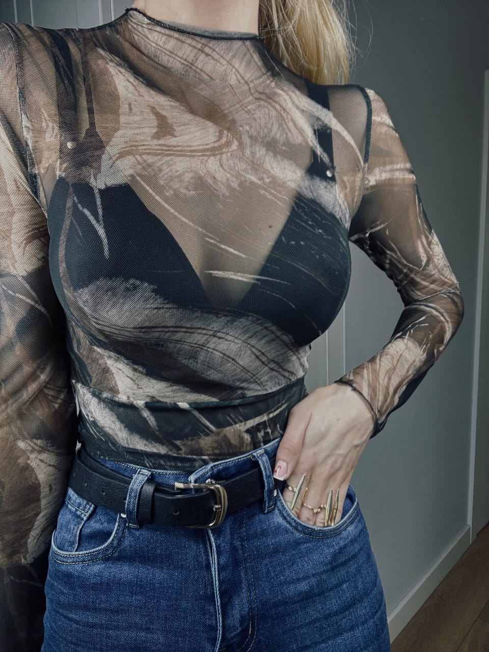 87F627BA-0F6F-4729-BA54-5FCEC01E404D