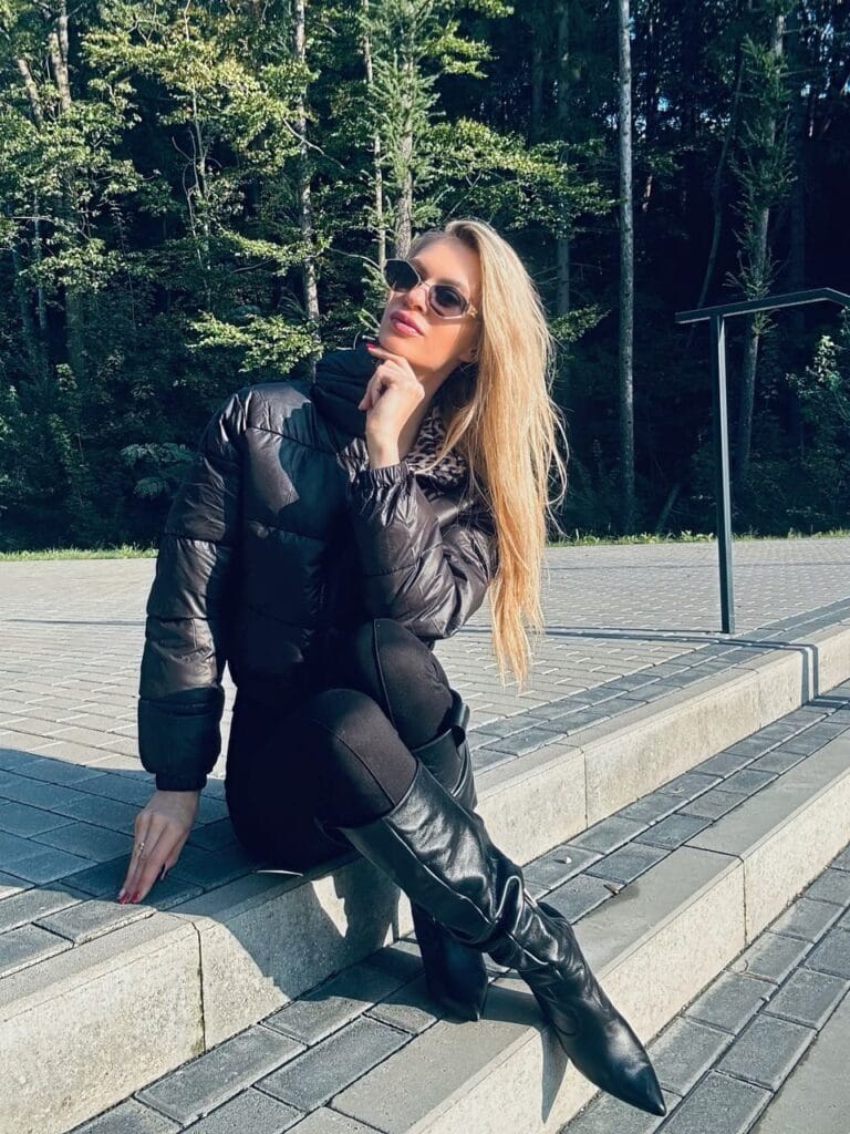 9C0BE069-81B1-4CE3-BF9A-AB826C708B2D