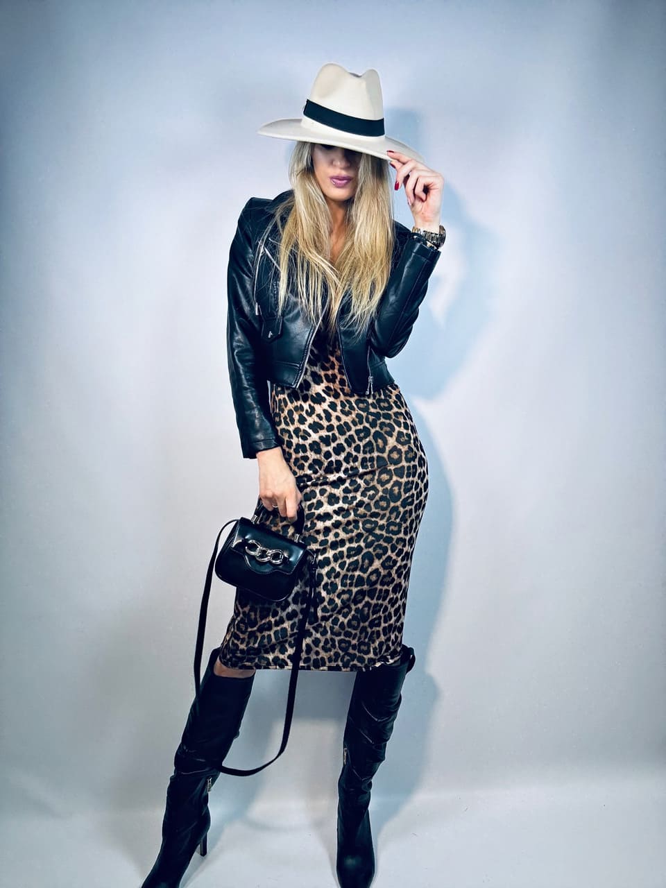 ED47C326-D645-410D-9A23-FB97C692A1C8