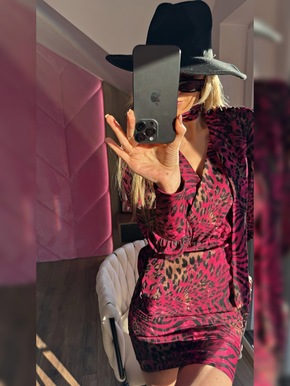 63BFEF41-D902-49D6-8305-F59E659E37FE 2