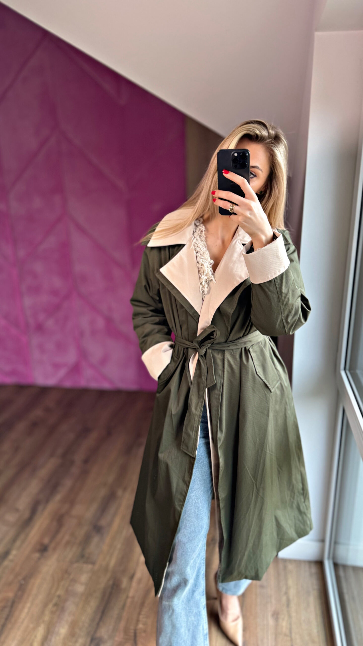 B0BB899C-2FB7-44BD-BB3C-C87989970998