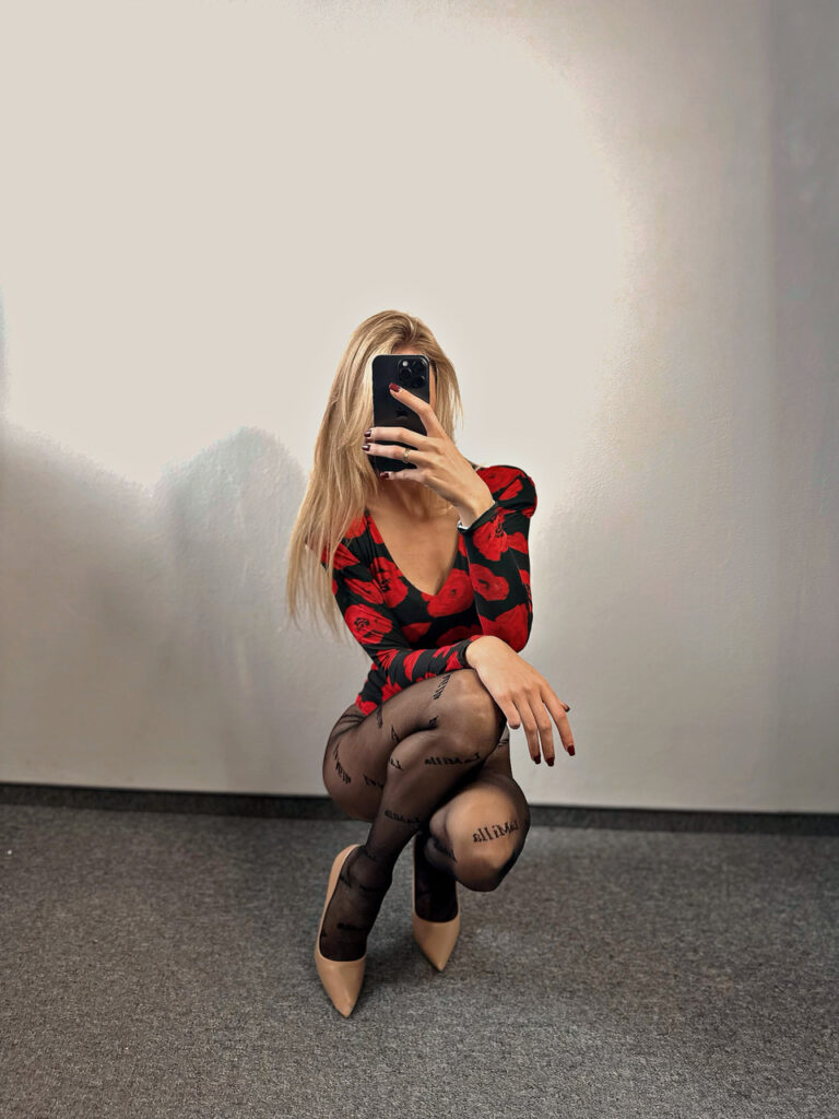 44B7FBDE-D9DA-40D7-BDA5-BB1D7819